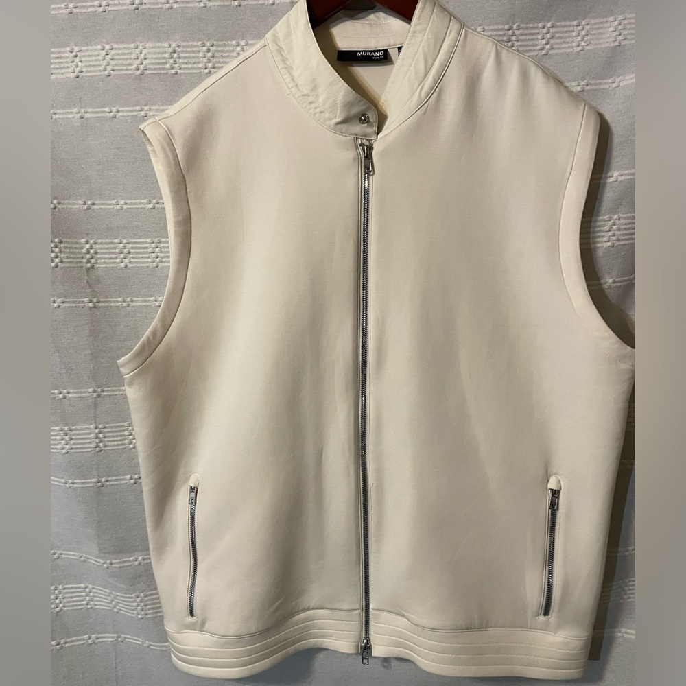 Murano Slim Fit White Zippered Front Golf Vest